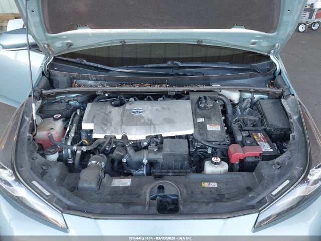 JTDL9RFU0K3004519 Toyota Prius Le