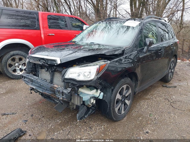 2017 Subaru Forester 2.5i Premium მანქანა იყიდება აუქციონზე, vin: JF2SJAGC3HH535494, აუქციონის ნომერი: 44527517