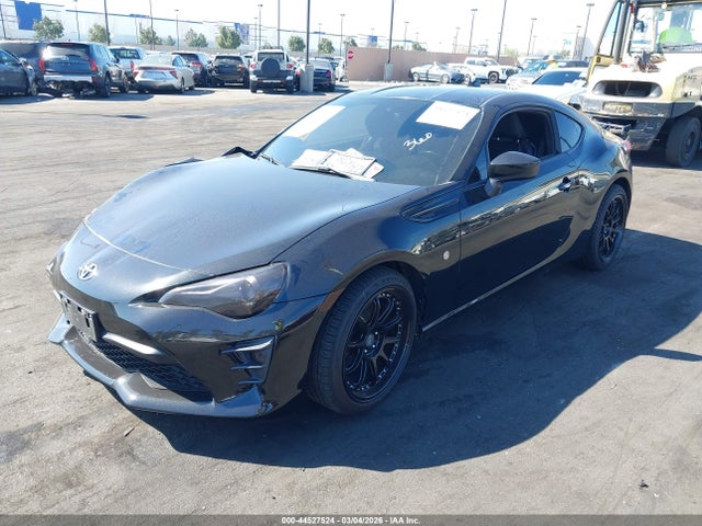 Toyota 86 GT 2018 JF1ZNAE18J8701913 Image 2