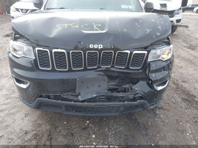 2017 Jeep Grand Cherokee Laredo 4x4 მანქანა იყიდება აუქციონზე, vin: 1C4RJFAG3HC963682, აუქციონის ნომერი: 44527529