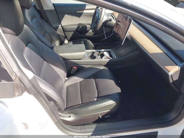 2022 TESLA MODEL 3 5YJ3E1EB2NF212213 Photo 4