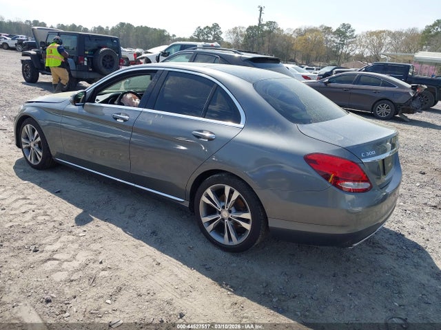 Продажа на аукционе авто 2017 Mercedes-benz C 300, vin: 55SWF4JBXHU197044, номер лота: 44527557