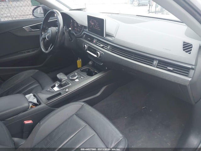 Aukcja sprzedaży 2017 Audi A4 2.0t Season Of Audi Ultra Premium, vin: WAUKMAF41HN055534, numer aukcji: 44527568