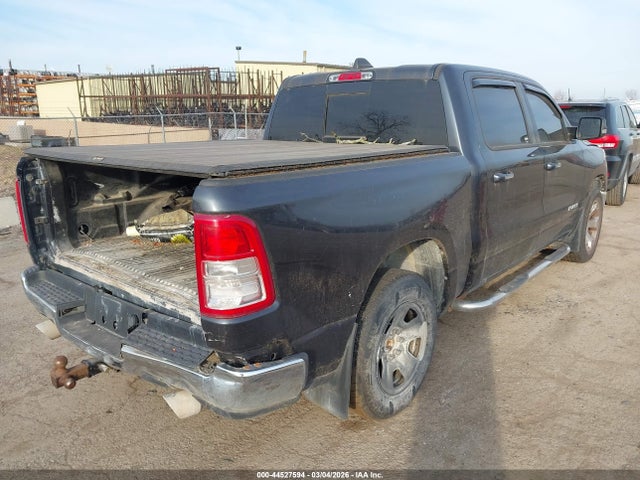 2019 RAM 1500 1C6SRFFT3KN689970 Photo 3