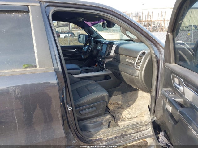 2019 RAM 1500 1C6SRFFT3KN689970 Photo 4