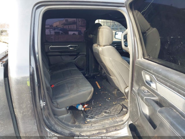 2019 RAM 1500 1C6SRFFT3KN689970 Photo 7