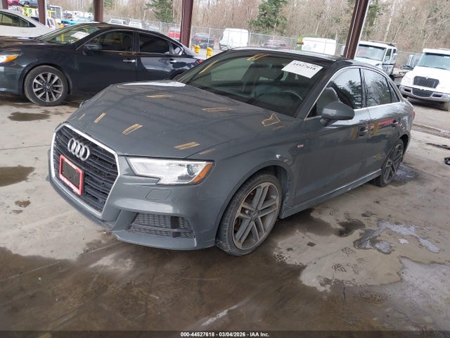 2017 AUDI A3 WAUGUGFF2H1025606 Photo 1