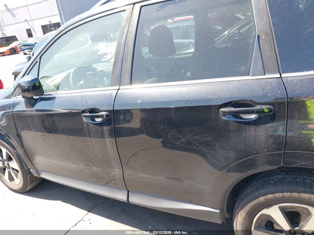 Subaru Forester 2.5i Limited 2017 JF2SJARC5HH522243 Image 15