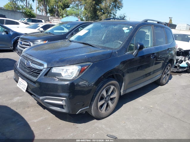 Subaru Forester 2.5i Limited 2017 JF2SJARC5HH522243 Image 2
