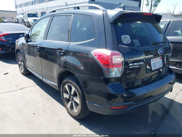 Subaru Forester 2.5i Limited 2017 JF2SJARC5HH522243 Image 3