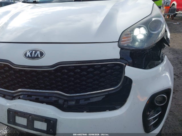 KNDPMCAC3J7444933 KIA Sportage Lx