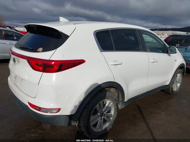 KNDPMCAC3J7444933 KIA Sportage Lx