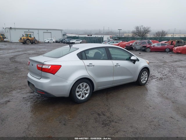 KIA RIO LX 2014 KNADM4A37E6368148 Image 4