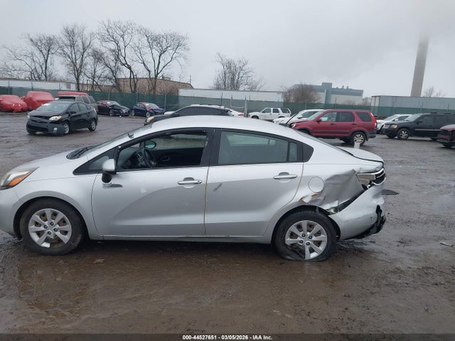 KIA RIO LX 2014 KNADM4A37E6368148 Image 6