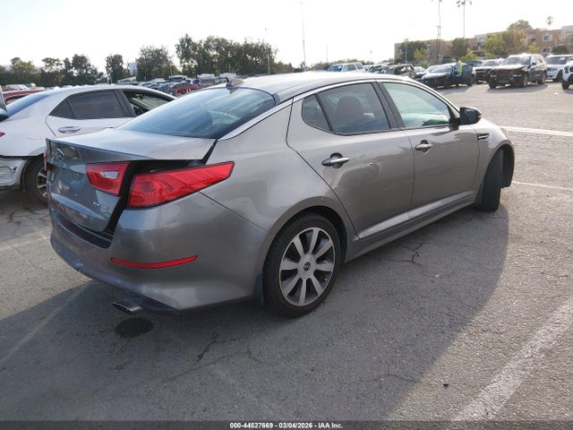 5XXGR4A77FG487468 KIA OPTIMA SX