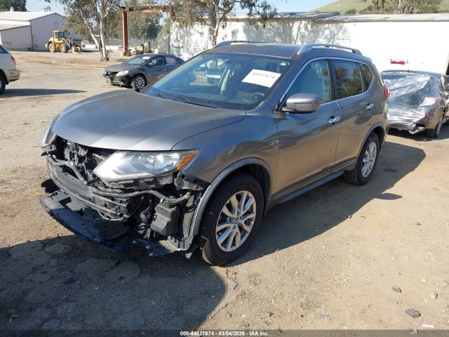 Nissan ROGUE SV 2017 KNMAT2MT6HP609575 Image 2