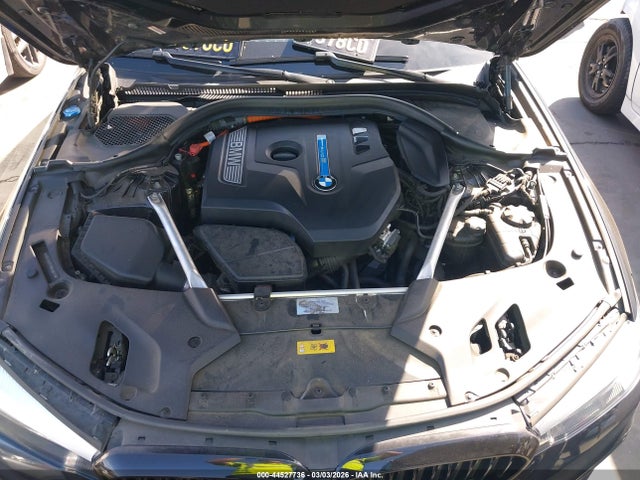 2018 BMW 530E WBAJA9C5XJB250975 Photo 9