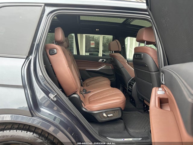 2022 BMW X7 5UXCX6C00N9J47458 Photo 7