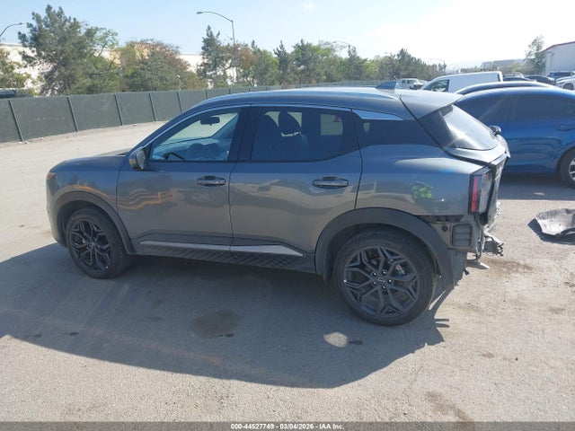 3N8AP6DA5SL433409 Nissan Kicks Sr Fwd