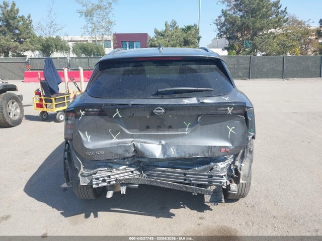 3N8AP6DA5SL433409 Nissan Kicks Sr Fwd