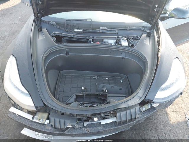 Продаж на аукціоні авто 2019 Tesla Model 3 Long Range/performance, vin: 5YJ3E1EB7KF451798, номер лоту: 44527798