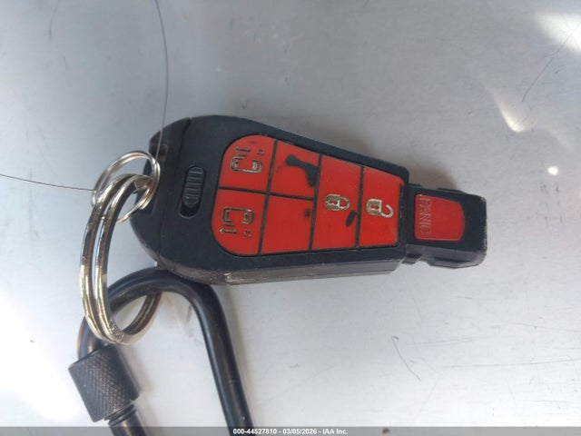 44527810 :رقم المزاد ، 2C4RC1BG6DR777860 vin ، 2013 Chrysler Town & Country Touring مزاد بيع