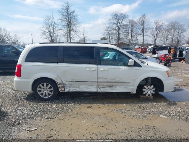 44527810 :رقم المزاد ، 2C4RC1BG6DR777860 vin ، 2013 Chrysler Town & Country Touring مزاد بيع
