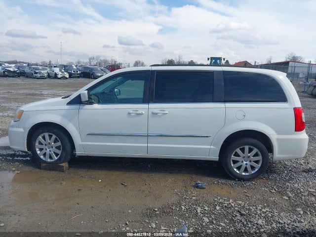 44527810 :رقم المزاد ، 2C4RC1BG6DR777860 vin ، 2013 Chrysler Town & Country Touring مزاد بيع