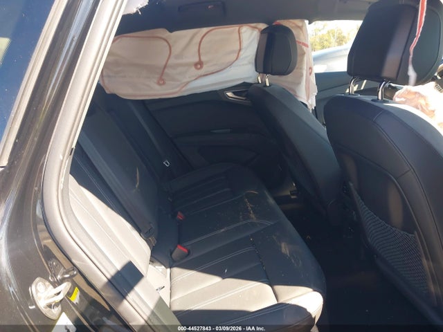 WA1MUBFZ8RP046049 Audi Q4 E-tron Prestige 55 Quattro