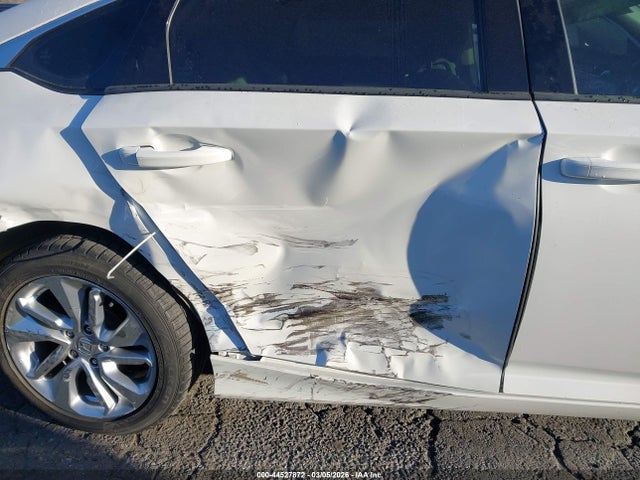 Honda ACCORD LX 2019 1HGCV1F1XKA165945 Image 6
