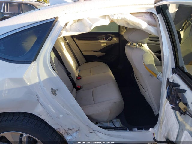 Honda ACCORD LX 2019 1HGCV1F1XKA165945 Image 8