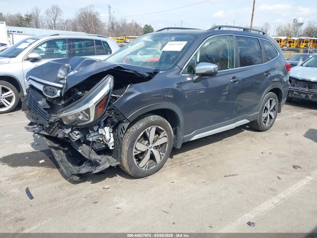 2020 Subaru Forester Touring მანქანა იყიდება აუქციონზე, vin: JF2SKAXC2LH415336, აუქციონის ნომერი: 44527925