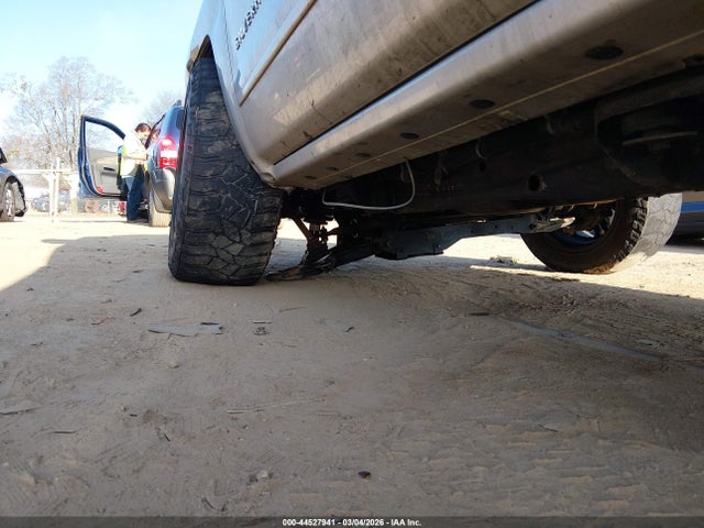 Продажа на аукционе авто 2015 Chevrolet Silverado 1500 1lt, vin: 3GCUKREC9FG105370, номер лота: 44527941