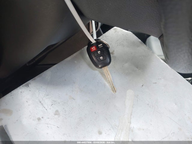 5YFBURHE9KP898334 Toyota COROLLA LE