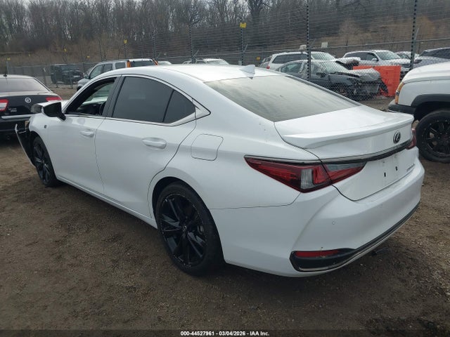 2024 Lexus Es 300h F Sport Design მანქანა იყიდება აუქციონზე, vin: 58ADA1C14RU044876, აუქციონის ნომერი: 44527961