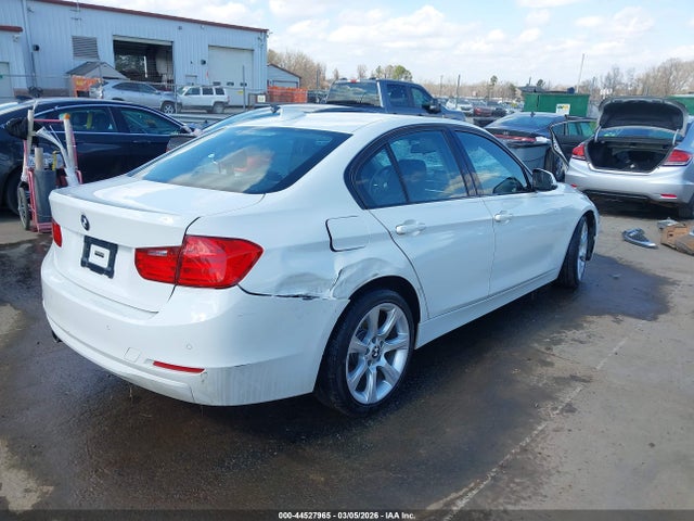 44527965 :رقم المزاد ، WBA3B1G57FNT07785 vin ، 2015 Bmw 320i مزاد بيع