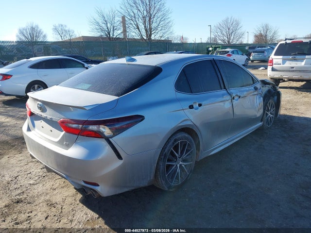 4T1G11AK7NU048687 Toyota CAMRY SE