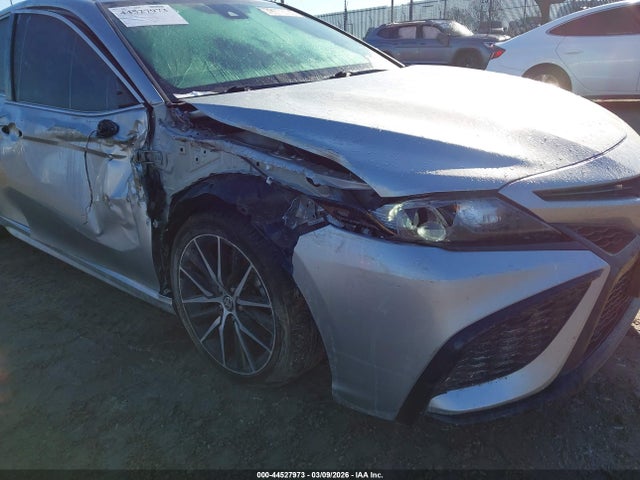 4T1G11AK7NU048687 Toyota CAMRY SE