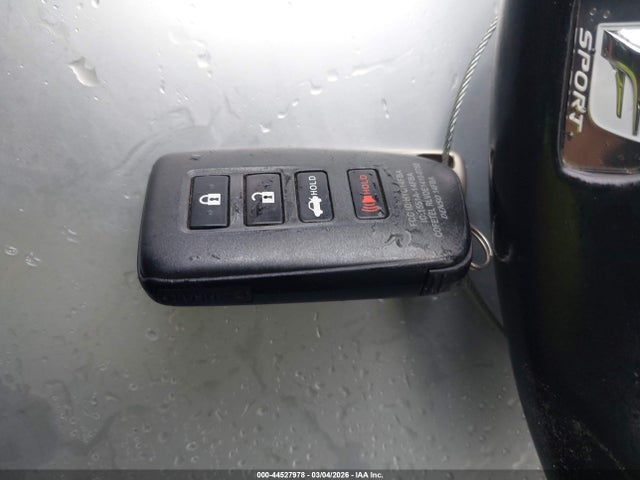 JTHBA1D24H5056012 Lexus IS 200T