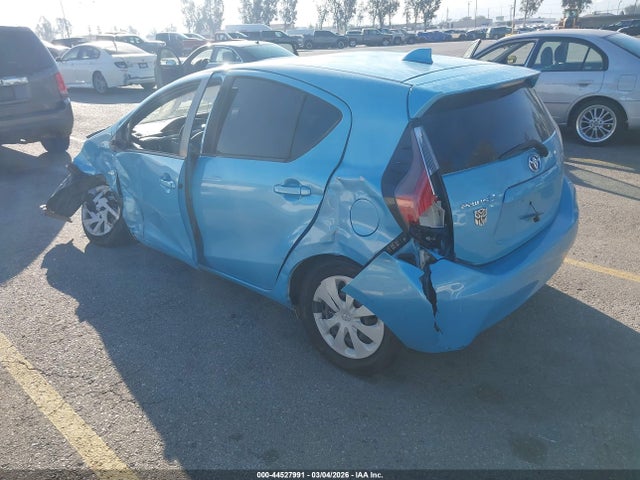 JTDKDTB3XF1109512 Toyota Prius C Two