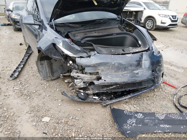 2021 TESLA MODEL Y 5YJYGDEF0MF247853 Photo 5