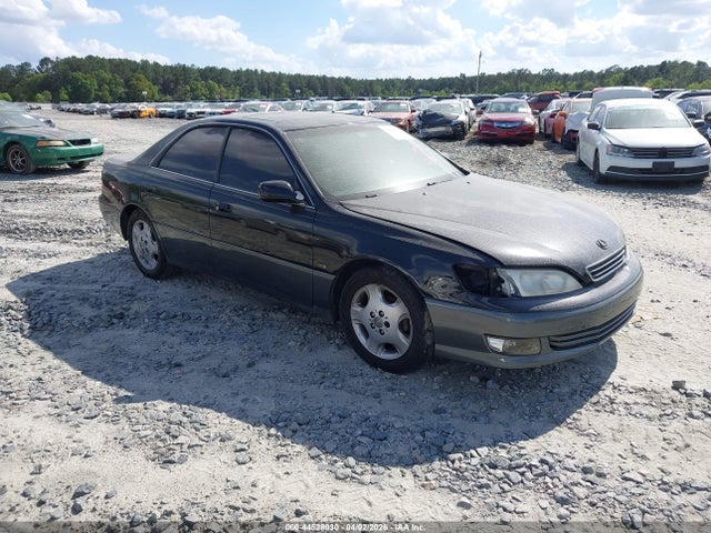 2001 LEXUS ES 300 JT8BF28G910311351