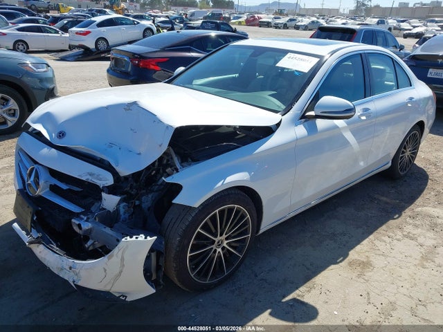 55SWF8DB1KU300118 Mercedes-Benz C 300