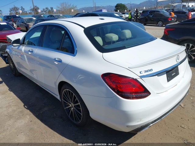 55SWF8DB1KU300118 Mercedes-Benz C 300
