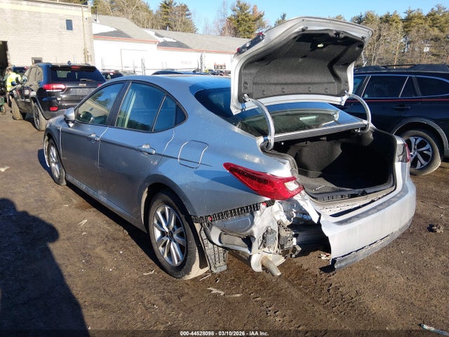 Toyota CAMRY LE 2025 4T1DAACK8SU515918 Image 3