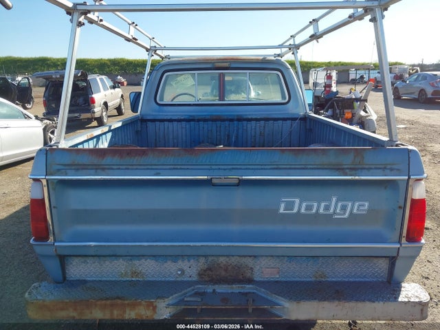 1976 Dodge Pickup მანქანა იყიდება აუქციონზე, vin: D14BE6S318563, აუქციონის ნომერი: 44528109