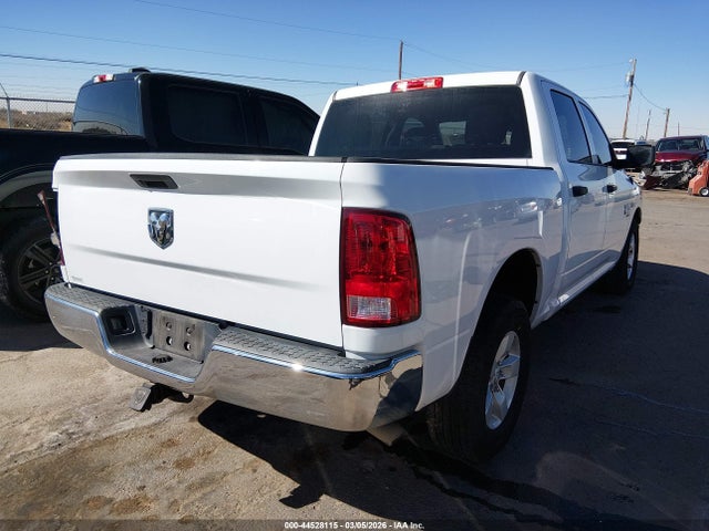 44528115 :رقم المزاد ، 3C6RR6KT8MG670251 vin ، 2021 Ram 1500 Classic Tradesman  4x2 5'7 Box مزاد بيع