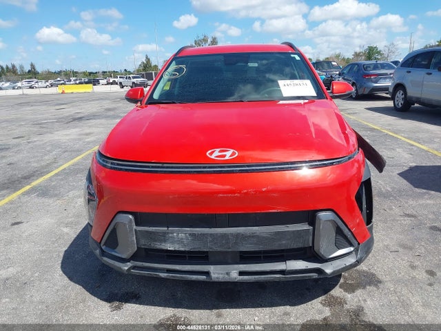 44528131 :رقم المزاد ، KM8HB3AB6RU085247 vin ، 2024 Hyundai Kona Sel مزاد بيع
