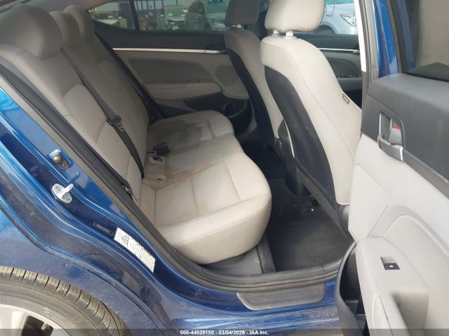 Auction sale of the 2019 Hyundai Elantra Sel, vin: 5NPD84LF6KH483971, lot number: 44528150