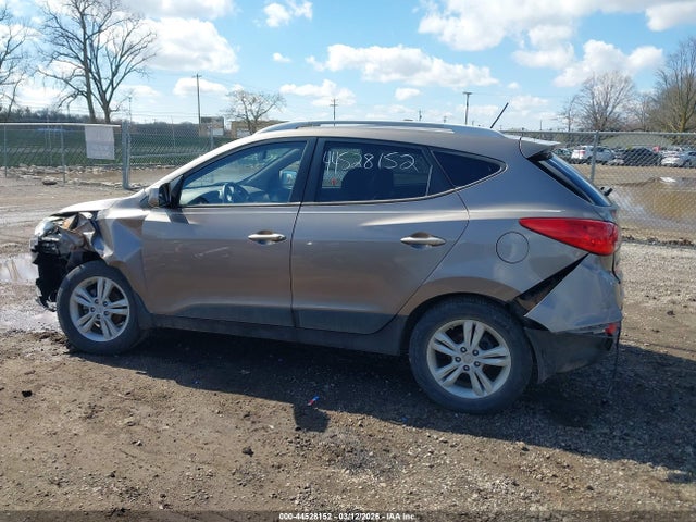 44528152 :رقم المزاد ، KM8JU3AC1BU210925 vin ، 2011 Hyundai Tucson Gls مزاد بيع
